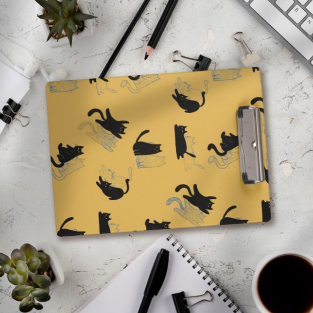 Pranchetas Black Cats on Mustard with Blue Outlines– Modern  (Criador carregado)