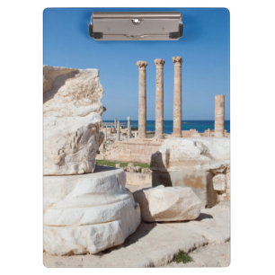 Pranchetas Fórum Romano e Restos de Estátua, Sabratha, AZ