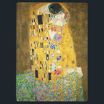 Pranchetas Gustav Klimt O Beijo Vintage Art Nouveau Painting<br><div class="desc">Gustav Klimt The Kiss Vintage Art Nouveau Painting The Kiss (Em alemão: Der Kuss) foi pintado pelo pintor simbolista austríaco Gustav Klimt entre 1907 e 1908, ponto alto de seu período de Ouro, quando pintou várias obras em estilo semelhante. A pintura é amplamente considerada uma obra-prima do início do período...</div>