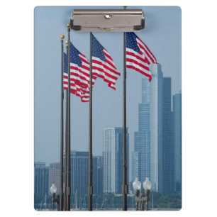 Pranchetas Illinois, Chicago. Navy Pier, bandeiras dos EUA ha