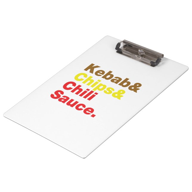 Pranchetas Kebab e Chips e Molho Chili. (Inclinado)