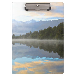 Pranchetas Misty Lake Trees Refletir Foto Tranquil Natureza