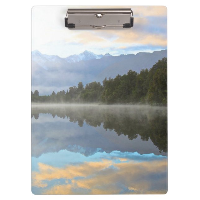Pranchetas Misty Lake Trees Refletir Foto Tranquil Natureza (Frente)