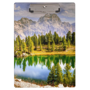 Pranchetas Montanhas Dolomite e Paisagem do Atordoamento do L
