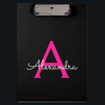 Pranchetas Nome de Monograma de Menina com Letra Preta e Rosa<br><div class="desc">Prancheta de Planejamento de Nome de Monograma Preto e Rosa Vibrante. Este é o presente perfeito para aniversário de 16 anos,  casamento,  chá de noiva,  aniversário de casamento,  chá de bebê ou despedida de solteira para alguém que ama luxo e estilos chiques e glamorosos.</div>