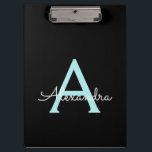 Pranchetas Nome Monograma Esquerda Script Azul Aqua Feminino<br><div class="desc">Prancheta de Planejamento de Nome Monograma Preto e Azul Aqua. Isso torna o presente perfeito para aniversário de 16 anos,  casamento,  chá de noiva,  aniversário de casamento,  chá de bebê ou festa de despedida de solteira para alguém que ama luxo glamoroso e estilos chiques.</div>