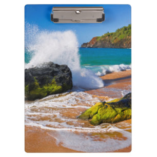Pranchetas Ondas caem na praia, Havaí