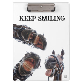 Pranchetas Paarden in de mond gekeken. 3 paarden lachend, hum