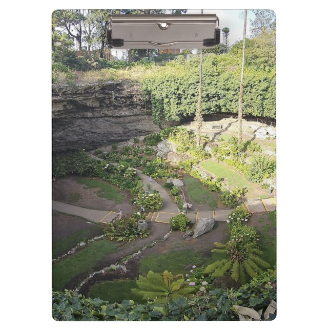 Pranchetas Santuário Oculto de Umpherston Sinkhole (Frente)