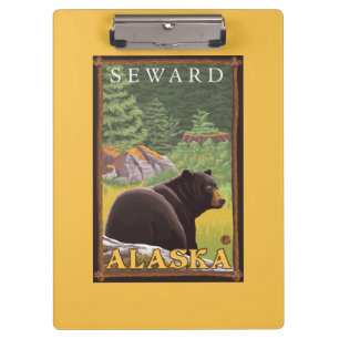 Pranchetas Urso preto na floresta - Seward, Alaska