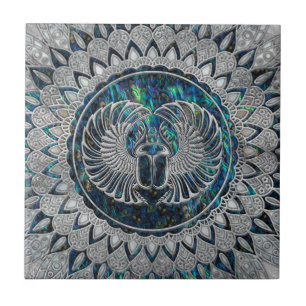 Prata e olmo egípcios do besouro do escaravelho