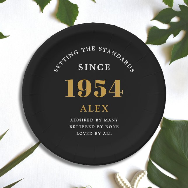 Prato De Papel 70 Aniversário Nome 1954 Chic Preto Dourado Elegan (Sophisticated 70th Birthday Unique Black & Gold Party Paper Plates)
