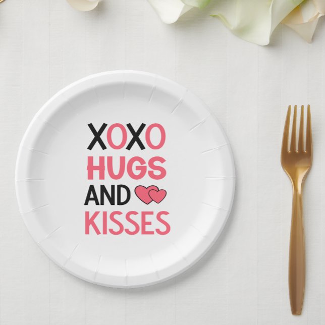 Prato De Papel Abraços beijos Namorados adoram casamento preto ro (Criador carregado)