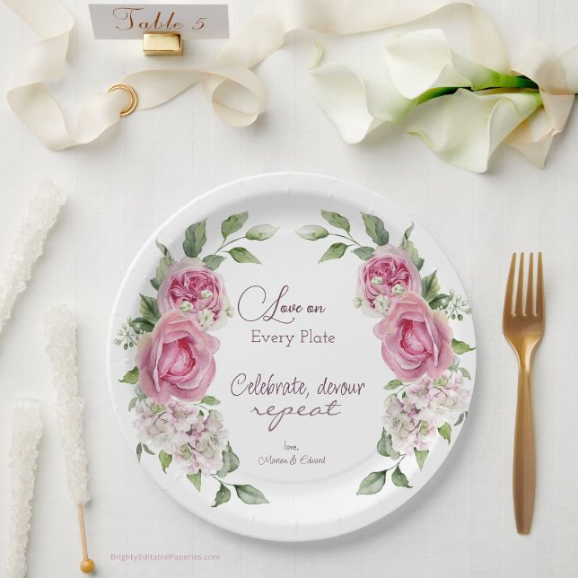 Prato De Papel Amor Eterno Blooms Papel de Casamento (Cherish love with each bite. Our Eternal Love Blooms Paper Plate brings romance to your feast.)
