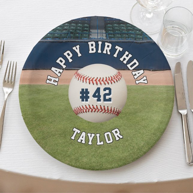 Prato De Papel Aniversário feliz do número de esportes da equipe  (sports baseball field happy birthday paper plates)