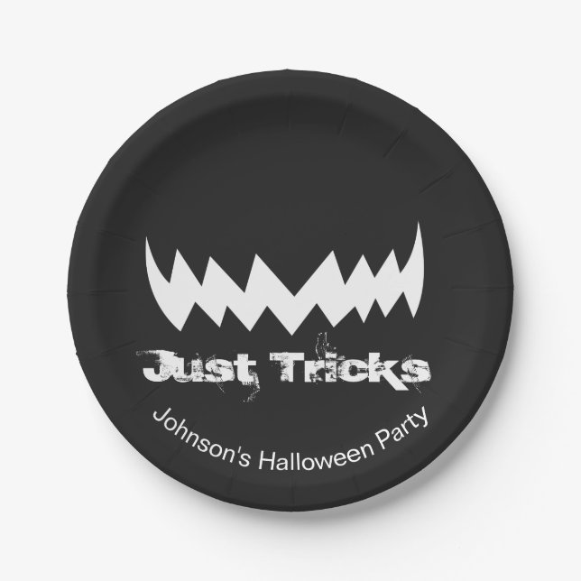 Prato De Papel Apenas Tricks Mau Smile Halloween (Frente)