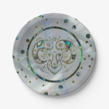 Aries Zodiac Dourado Abalone sobre constelação