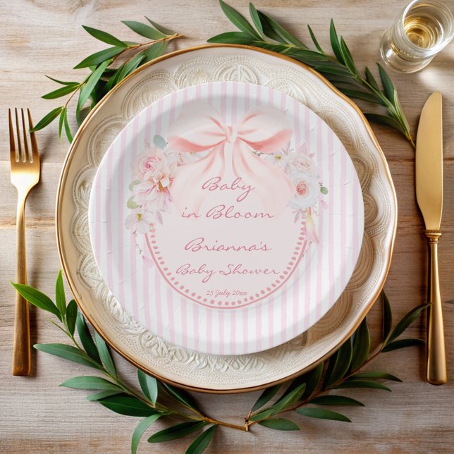 Prato De Papel Baby in bloom retro preppy bow baby shower (Baby in bloom preppy bow vintage pink stripes baby shower printed paper plates personalized decor)