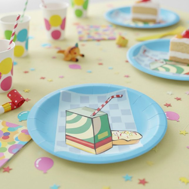 Prato De Papel Beba Com Uma Placa De Papel De Palha (Criador carregado)