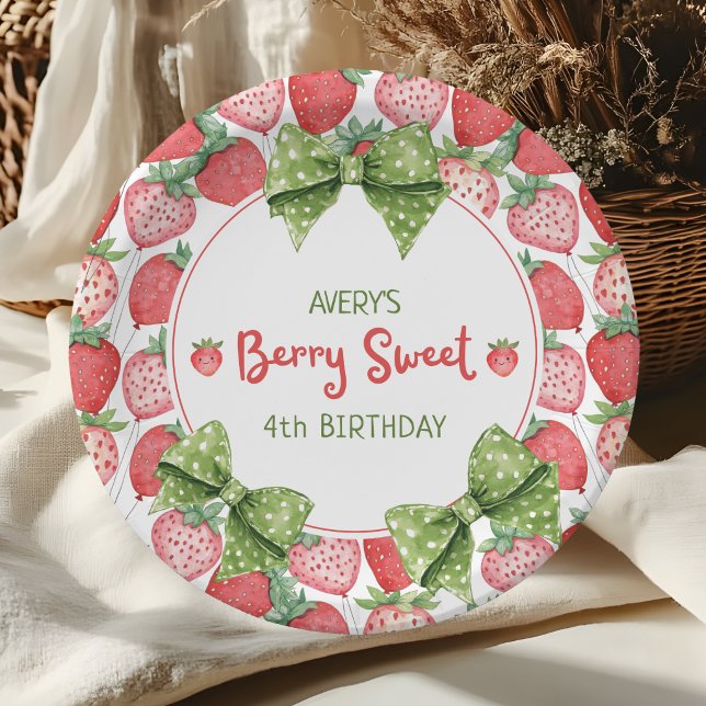 Prato De Papel Berry Sweet 4th Birthday Strawberry Party  (Criador carregado)