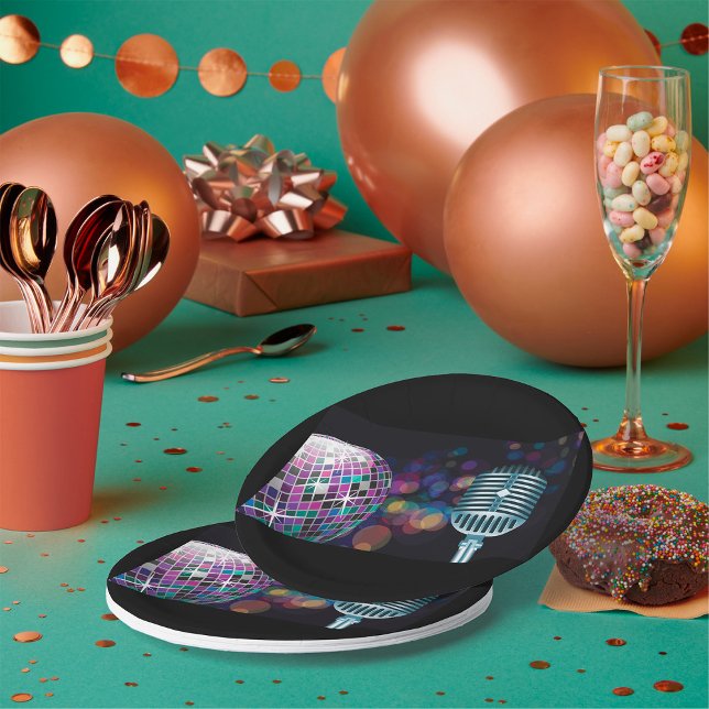 Prato De Papel Bola de Discoteca Retro e Microfone Antigo (Criador carregado)