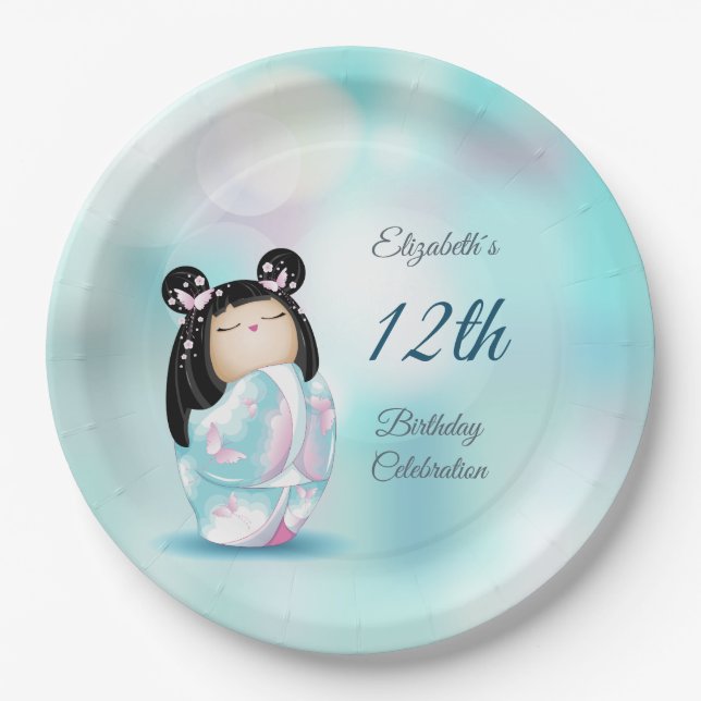 Prato De Papel Bonita Boneca Kokeshi | Aniversário da rapariga (Frente)
