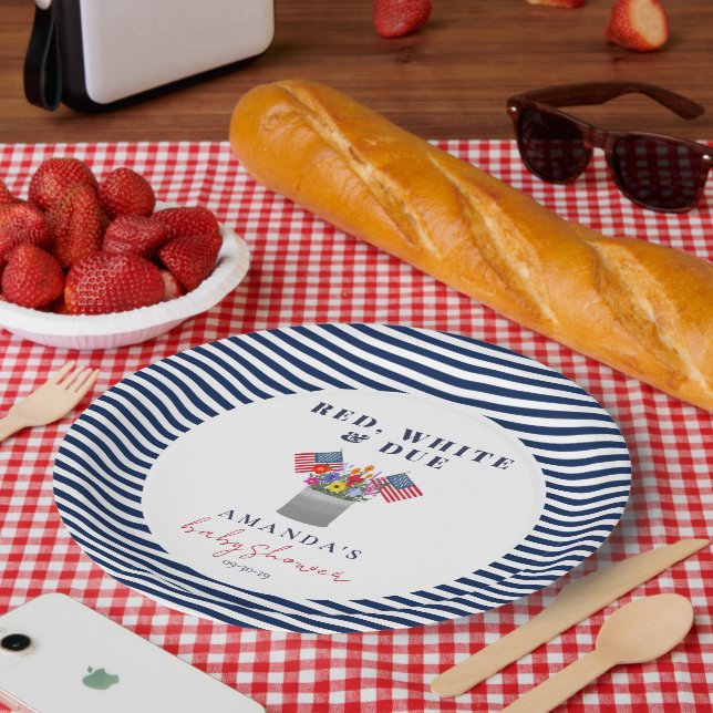 Prato De Papel Branco Vermelho e Chá de fraldas Patriótico Devido (Piquenique)