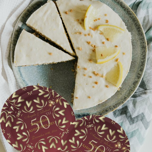 Prato De Papel Burgundy Red e Dourado 50º Aniversário de Casament (Criador carregado)