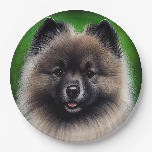 Prato De Papel Cachorro Keeshond na Rua. (Frente)