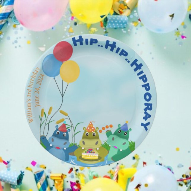 Prato De Papel Cartoon Hippo Celebrando Aniversário no Rio (Criador carregado)