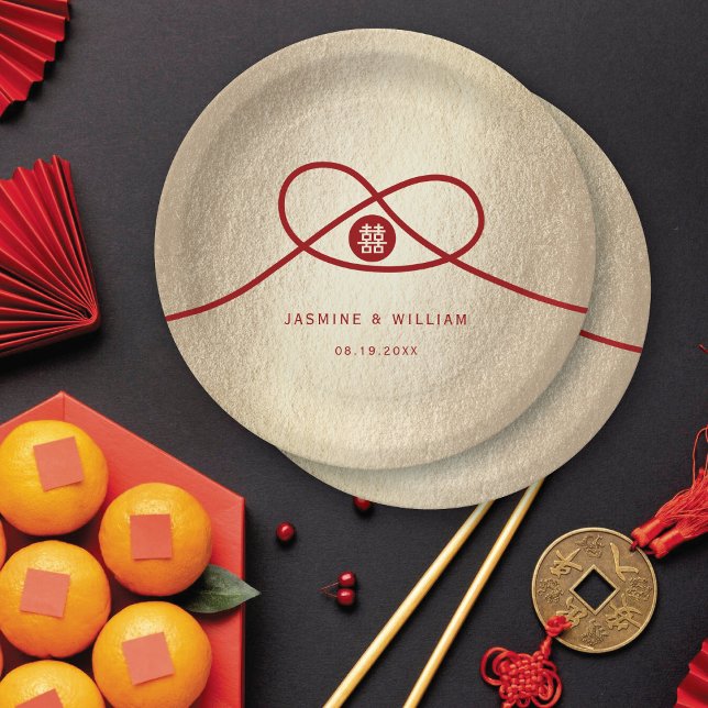 Prato De Papel Casamento Chinês de Dupla Felicidade do Red Knot U (Gold/Red Knot Union Double Happiness Modern Chinese Wedding Party Paper Plates @ fatfatin_red_knot)