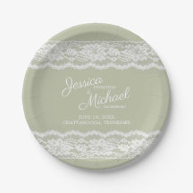 Casamento Elegante com Renda Branca e Verde Salvia