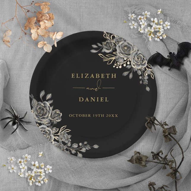 Prato De Papel Casamento Gótico Floral De Rosas Pretos E Dourados (Black And Gold Roses Floral Gothic Wedding Paper Plates)