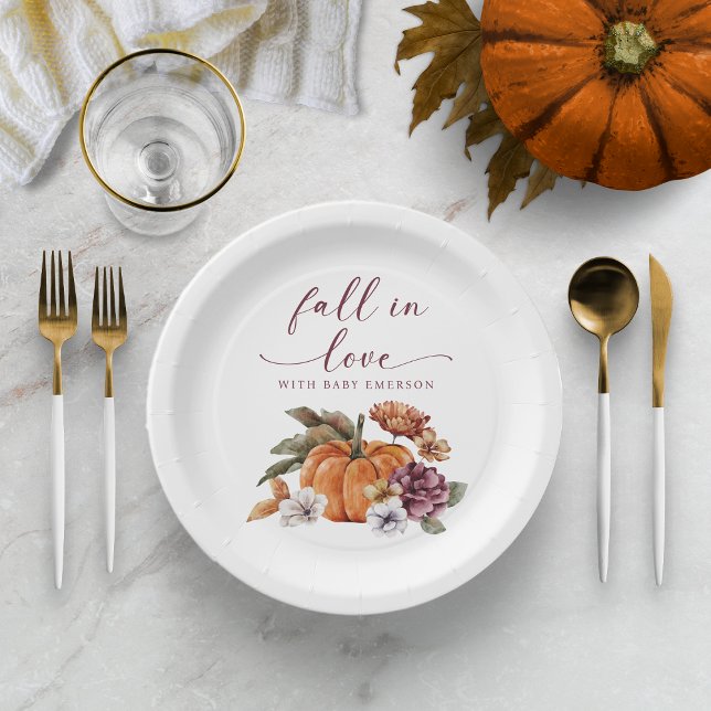 Prato De Papel Chá de Bebê Fall In Love (Fall In Love With Baby Paper Plate Decor Baby Shower Fall Autumn Watercolor Pumpkin Floral)