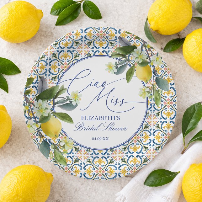 Prato De Papel Chá de Bebê Italiano de Limão (Italian Lemon Bridal Shower Paper Plates. Pair with matching invitations, napkins, and decor.)