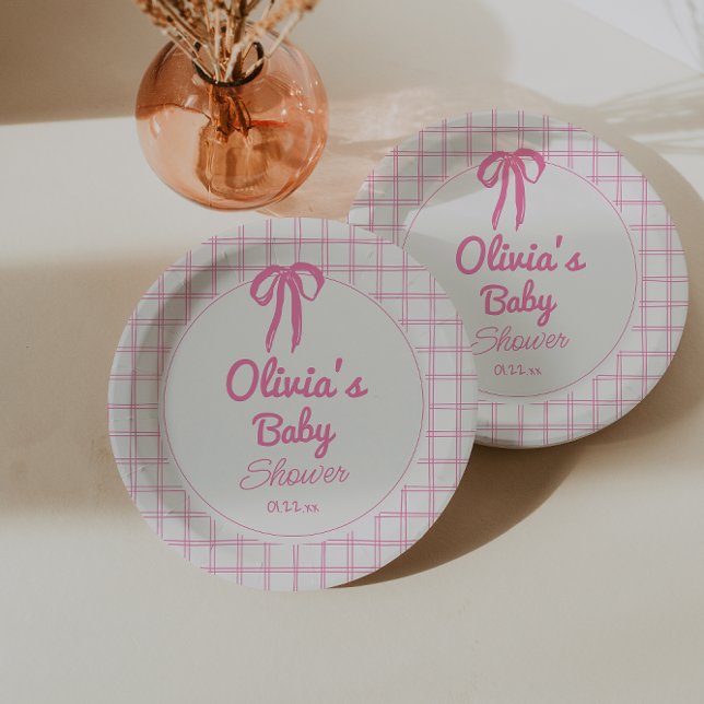Prato De Papel Chá de Bebê Menina com Laço Xadrez Rosa Desenhado  (Criador carregado)