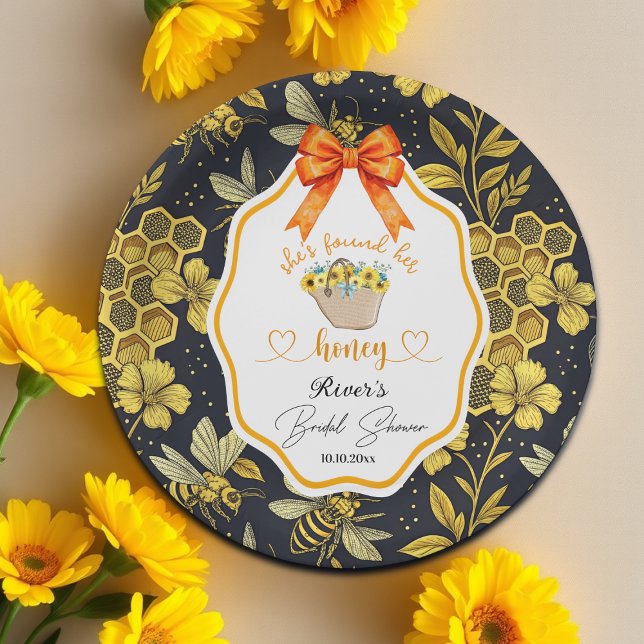 Prato De Papel Chá de Noiva Ela Encontrou Seu Mel   (Criador carregado)