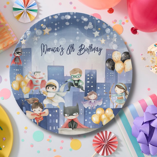 Prato De Papel Chamando todos os super-heróis de aniversário de c (Criador carregado)