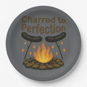 Prato De Papel Charred to Perfecny Campfire Hot Dog