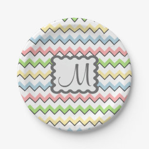 Prato De Papel Chevron Pastel com monograma por Shirley Taylor