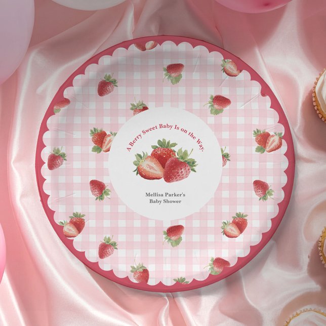 Prato De Papel Chuva de Bebê Menina Morango Gingham Rosa (Strawberry Berry Sweet with Pink Gingham Background-Baby Shower Party Paper Plate.)
