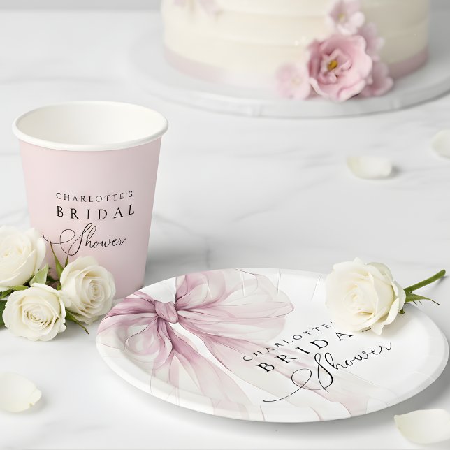 Prato De Papel Chuva de Bebê Rosa com Laço em Aquarela (Criador carregado)