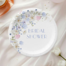 Chuva de Noiva com Flores Silvestres Roxas e Rosad