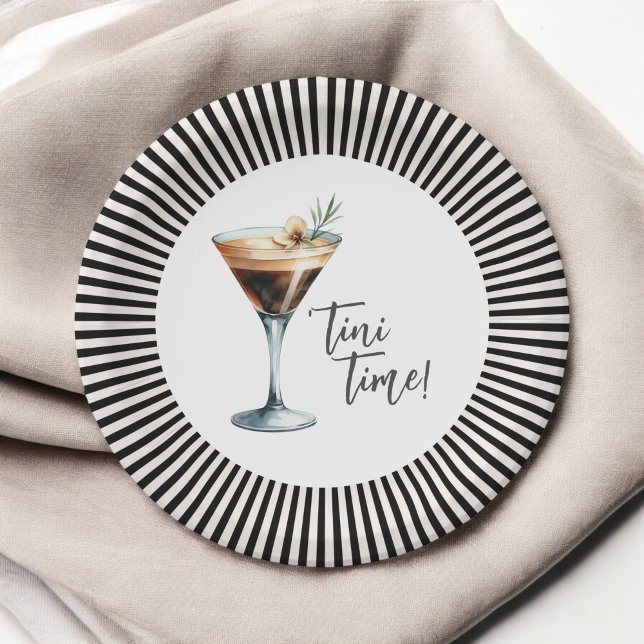 Prato De Papel Engraçado Tini Time Espresso Martini Cocktail (Plates available in 7-inch and 9-inch diameter sizes.)