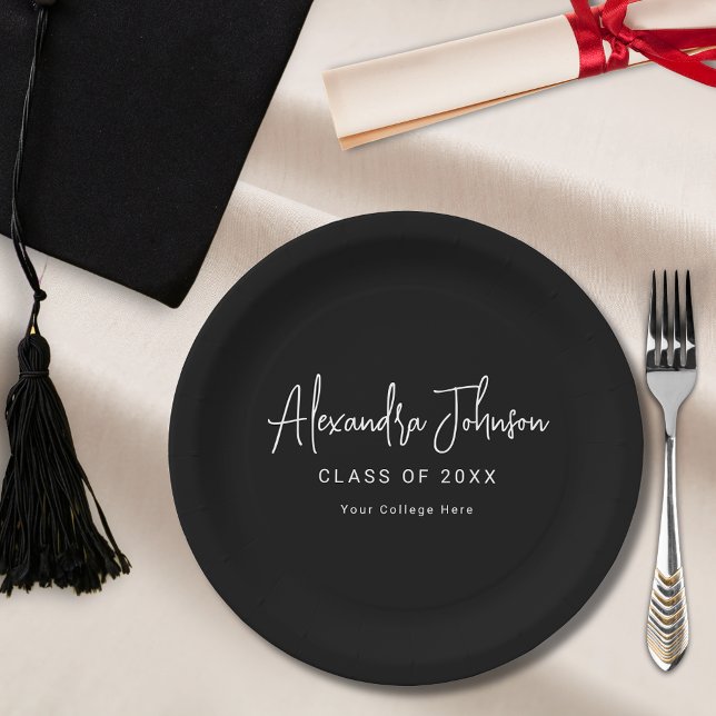 Prato De Papel Festa de formatura Simples de Script Moderno (Modern elegant black and white script graduation party custom paper plates stylish trendy chic )