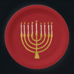 Prato De Papel Festivo Menorah Hanukkah Celestial Candle Ruby Red<br><div class="desc">Velas de folha de ouro falsa para a comemoração de Chanucá. A ilustração menorah Whimsical com estrelas brancas cobria velas celestiais em um falso suporte de velas menorah dourada. Menorah elegante Starry Hanukkah ilustrava presentes de design e produtos de papel.</div>