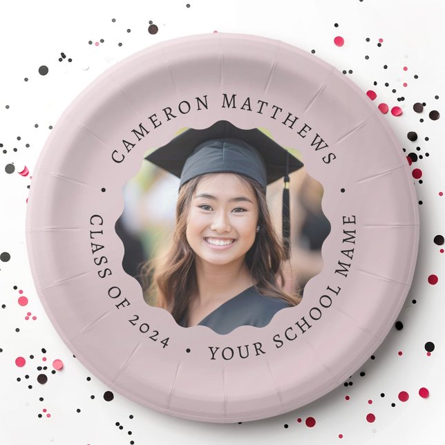 Prato De Papel Formando foto rosa taupe wavy border graduation (Graduate photo rose taupe wavy border graduation paper plates)