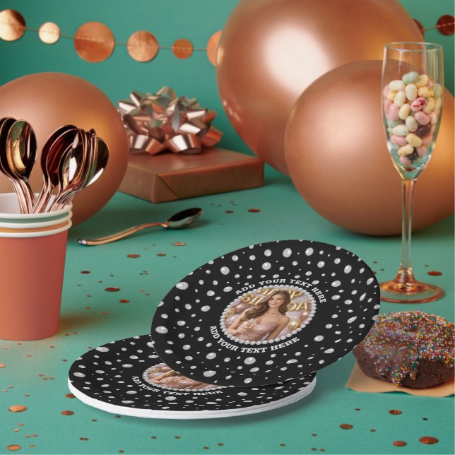 Prato De Papel Foto Personalizada com Círculo de Pérolas em Preto (Múltiplo)