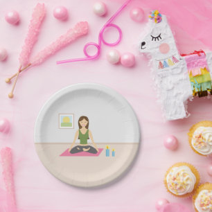 Prato De Papel Garota Bonita Fazendo Ioga Em Um Quarto Bonito