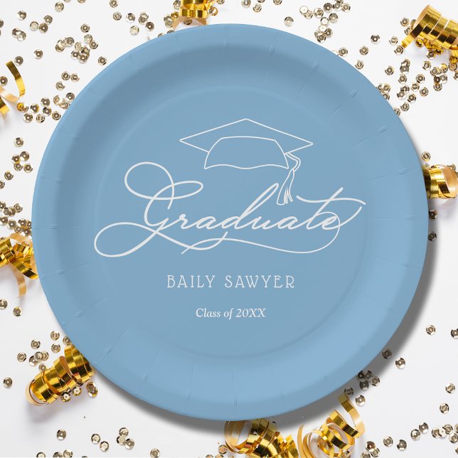 Prato De Papel Graduação Azul em Pó do Boné de Formando de Script (White script grad cap on powder blue personalized graduation paper plates, napkins in our store)